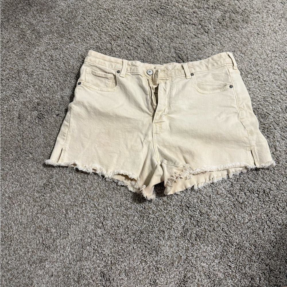 💙4 for $30💙 American Eagle Outfitters Cream Jean Shorts Distressed Raw-Cut Hem